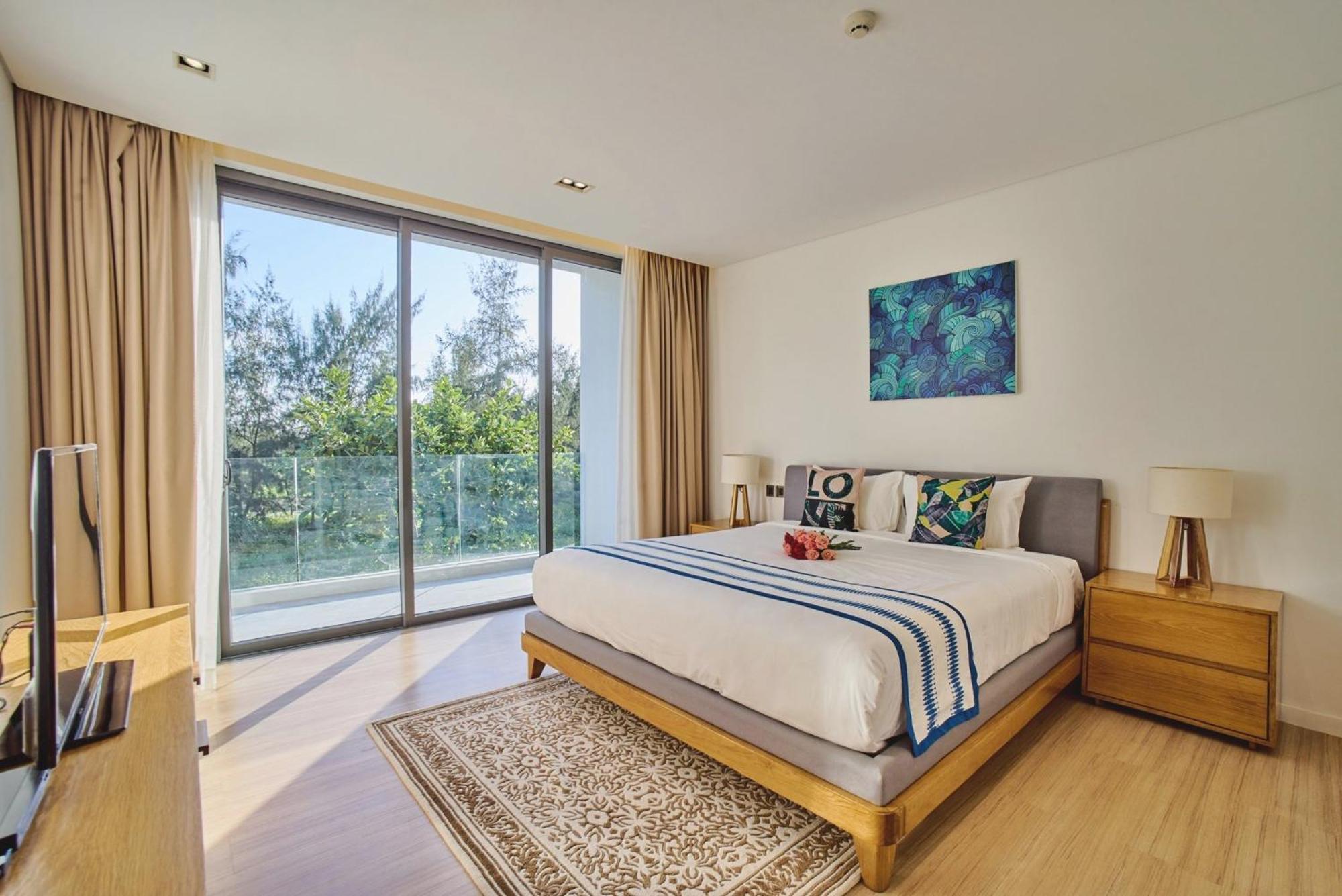 Clean & Quiet Villa - The Point Resort Дананг Экстерьер фото